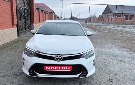 Toyota Camry, 2015 год, 1 620 000 рублей, 6 фотография