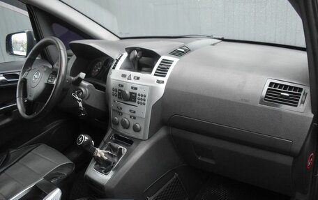 Opel Zafira B, 2011 год, 569 999 рублей, 15 фотография