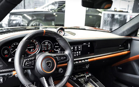 Porsche 911, 2023 год, 57 000 000 рублей, 5 фотография