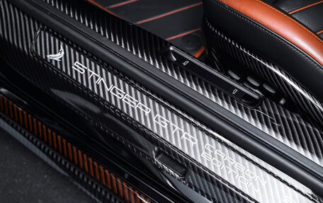 Porsche 911, 2023 год, 57 000 000 рублей, 15 фотография