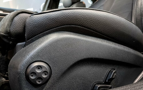 Mercedes-Benz E-Класс, 2019 год, 3 850 000 рублей, 27 фотография