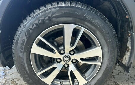 Toyota RAV4, 2017 год, 2 210 000 рублей, 4 фотография