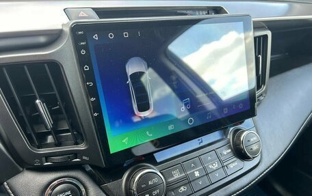 Toyota RAV4, 2017 год, 2 210 000 рублей, 12 фотография