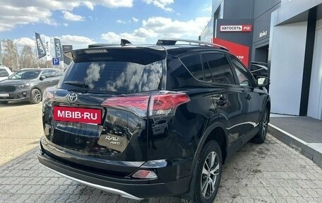 Toyota RAV4, 2017 год, 2 210 000 рублей, 16 фотография