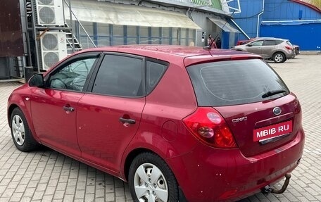 KIA cee'd I рестайлинг, 2007 год, 300 000 рублей, 4 фотография