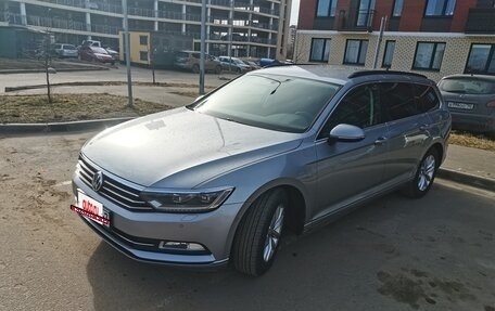 Volkswagen Passat B8 рестайлинг, 2018 год, 2 400 000 рублей, 4 фотография