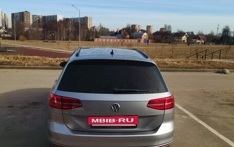 Volkswagen Passat B8 рестайлинг, 2018 год, 2 400 000 рублей, 7 фотография