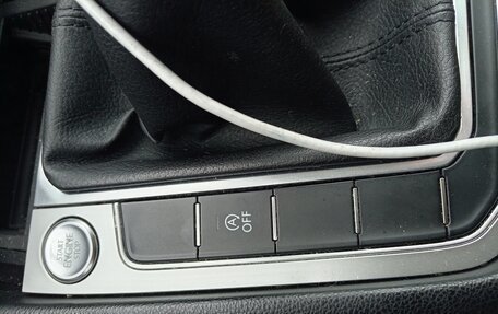 Volkswagen Passat B8 рестайлинг, 2018 год, 2 400 000 рублей, 13 фотография