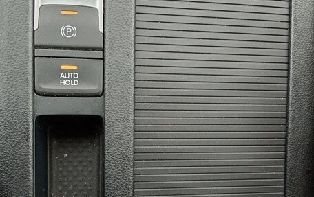 Volkswagen Passat B8 рестайлинг, 2018 год, 2 400 000 рублей, 22 фотография