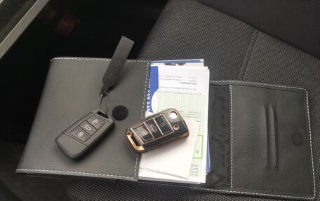 Volkswagen Passat B8 рестайлинг, 2018 год, 2 400 000 рублей, 29 фотография