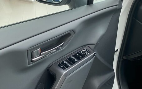 Toyota RAV4, 2026 год, 4 600 000 рублей, 21 фотография