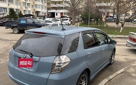 Honda Fit Shuttle I рестайлинг, 2013 год, 820 000 рублей, 3 фотография