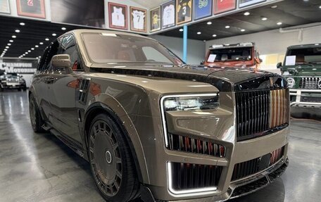 Rolls-Royce Cullinan, 2026 год, 83 300 000 рублей, 15 фотография