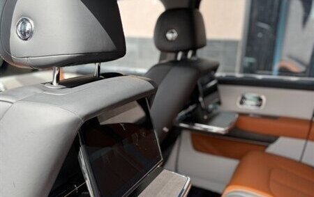 Rolls-Royce Cullinan, 2026 год, 83 300 000 рублей, 20 фотография