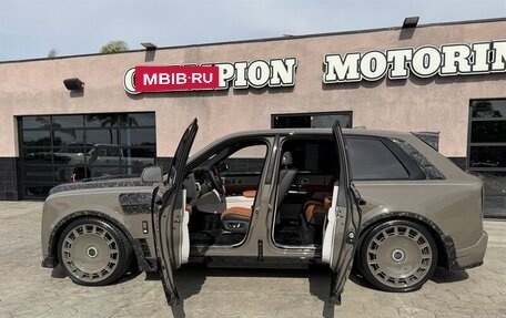 Rolls-Royce Cullinan, 2026 год, 83 300 000 рублей, 23 фотография