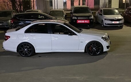 Mercedes-Benz C-Класс, 2011 год, 1 350 000 рублей, 3 фотография