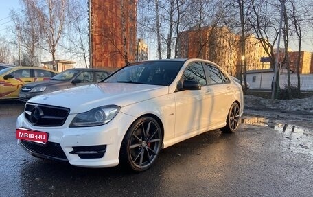 Mercedes-Benz C-Класс, 2011 год, 1 350 000 рублей, 9 фотография