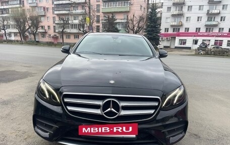 Mercedes-Benz E-Класс, 2016 год, 2 380 000 рублей, 4 фотография