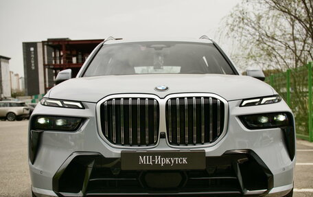 BMW X7, 2023 год, 13 490 000 рублей, 2 фотография