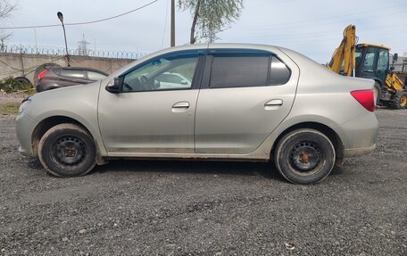 Renault Logan II, 2014 год, 450 000 рублей, 3 фотография
