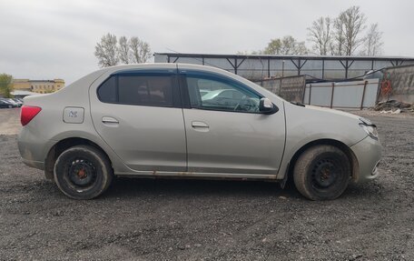 Renault Logan II, 2014 год, 450 000 рублей, 4 фотография