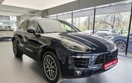Porsche Macan I рестайлинг, 2016 год, 3 990 000 рублей, 3 фотография