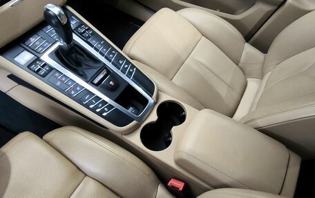 Porsche Macan I рестайлинг, 2016 год, 3 990 000 рублей, 21 фотография