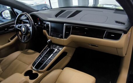 Porsche Macan I рестайлинг, 2016 год, 3 990 000 рублей, 26 фотография