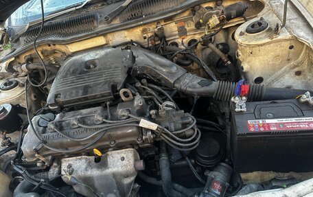 Nissan AD I, 1992 год, 85 000 рублей, 9 фотография