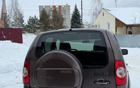 Chevrolet Niva I рестайлинг, 2016 год, 800 000 рублей, 2 фотография
