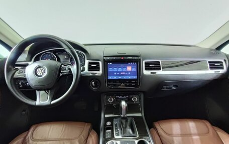 Volkswagen Touareg III, 2016 год, 2 870 000 рублей, 17 фотография