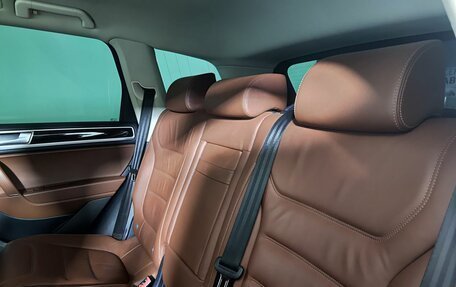 Volkswagen Touareg III, 2016 год, 2 870 000 рублей, 15 фотография