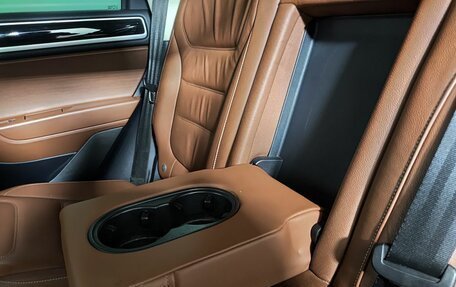 Volkswagen Touareg III, 2016 год, 2 870 000 рублей, 27 фотография