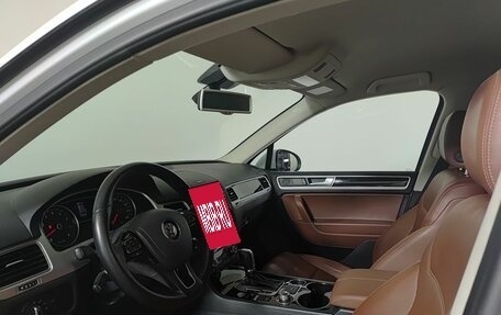 Volkswagen Touareg III, 2016 год, 2 870 000 рублей, 20 фотография