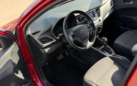 Hyundai Solaris II рестайлинг, 2017 год, 1 200 000 рублей, 11 фотография