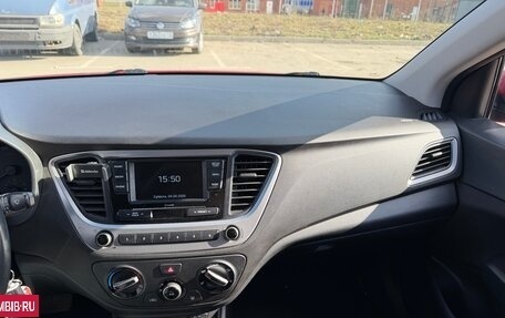 Hyundai Solaris II рестайлинг, 2017 год, 1 200 000 рублей, 14 фотография