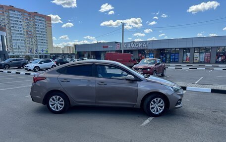 Hyundai Solaris II рестайлинг, 2018 год, 735 000 рублей, 9 фотография