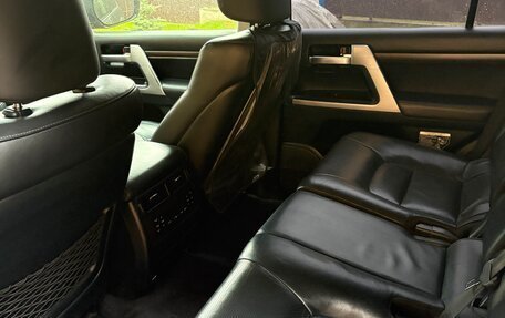 Toyota Land Cruiser 200, 2017 год, 7 500 000 рублей, 10 фотография