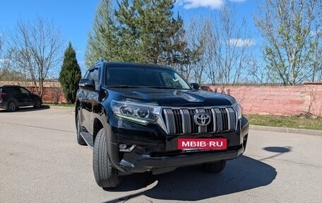 Toyota Land Cruiser Prado 150 рестайлинг 2, 2019 год, 4 780 000 рублей, 8 фотография