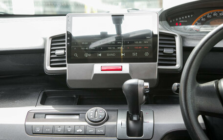 Honda Freed I, 2009 год, 888 000 рублей, 17 фотография