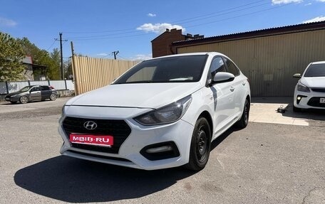 Hyundai Solaris II рестайлинг, 2019 год, 760 000 рублей, 1 фотография
