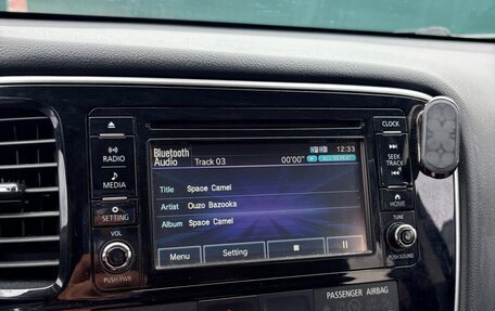 Mitsubishi Outlander III рестайлинг 3, 2017 год, 2 050 000 рублей, 15 фотография