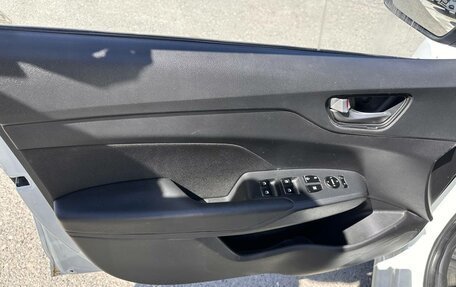 Hyundai Solaris II рестайлинг, 2019 год, 760 000 рублей, 8 фотография