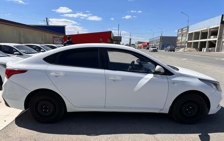 Hyundai Solaris II рестайлинг, 2019 год, 760 000 рублей, 4 фотография