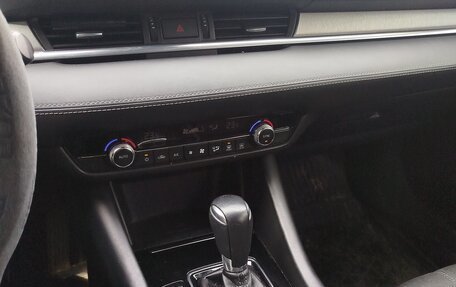 Mazda 6, 2018 год, 1 800 000 рублей, 13 фотография