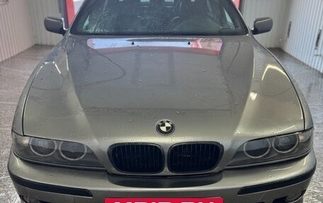 BMW 5 серия, 2002 год, 999 999 рублей, 12 фотография