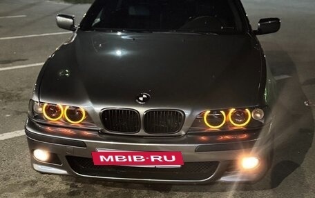 BMW 5 серия, 2002 год, 999 999 рублей, 10 фотография