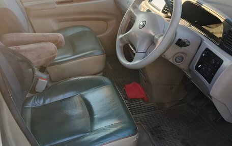 Nissan Liberty, 2003 год, 300 000 рублей, 8 фотография