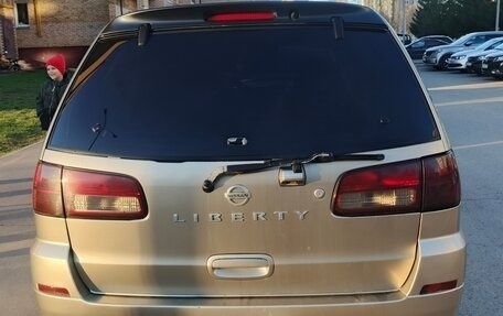 Nissan Liberty, 2003 год, 300 000 рублей, 11 фотография