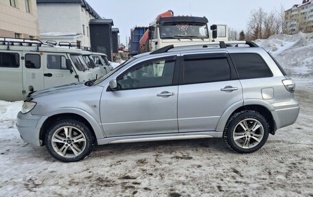 Mitsubishi Outlander III рестайлинг 3, 2006 год, 600 000 рублей, 3 фотография